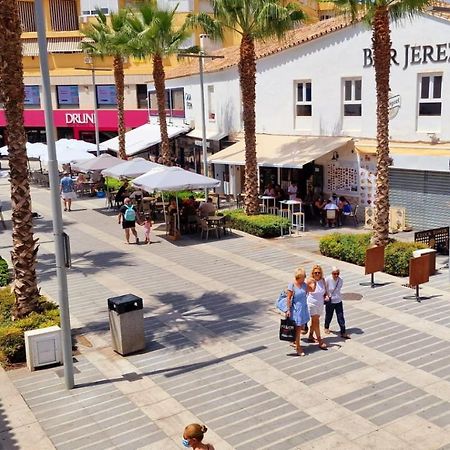 Precioso Apartamento En El Centro De Τορρεμολίνος Εξωτερικό φωτογραφία