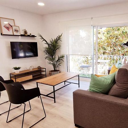 Precioso Apartamento En El Centro De Τορρεμολίνος Εξωτερικό φωτογραφία