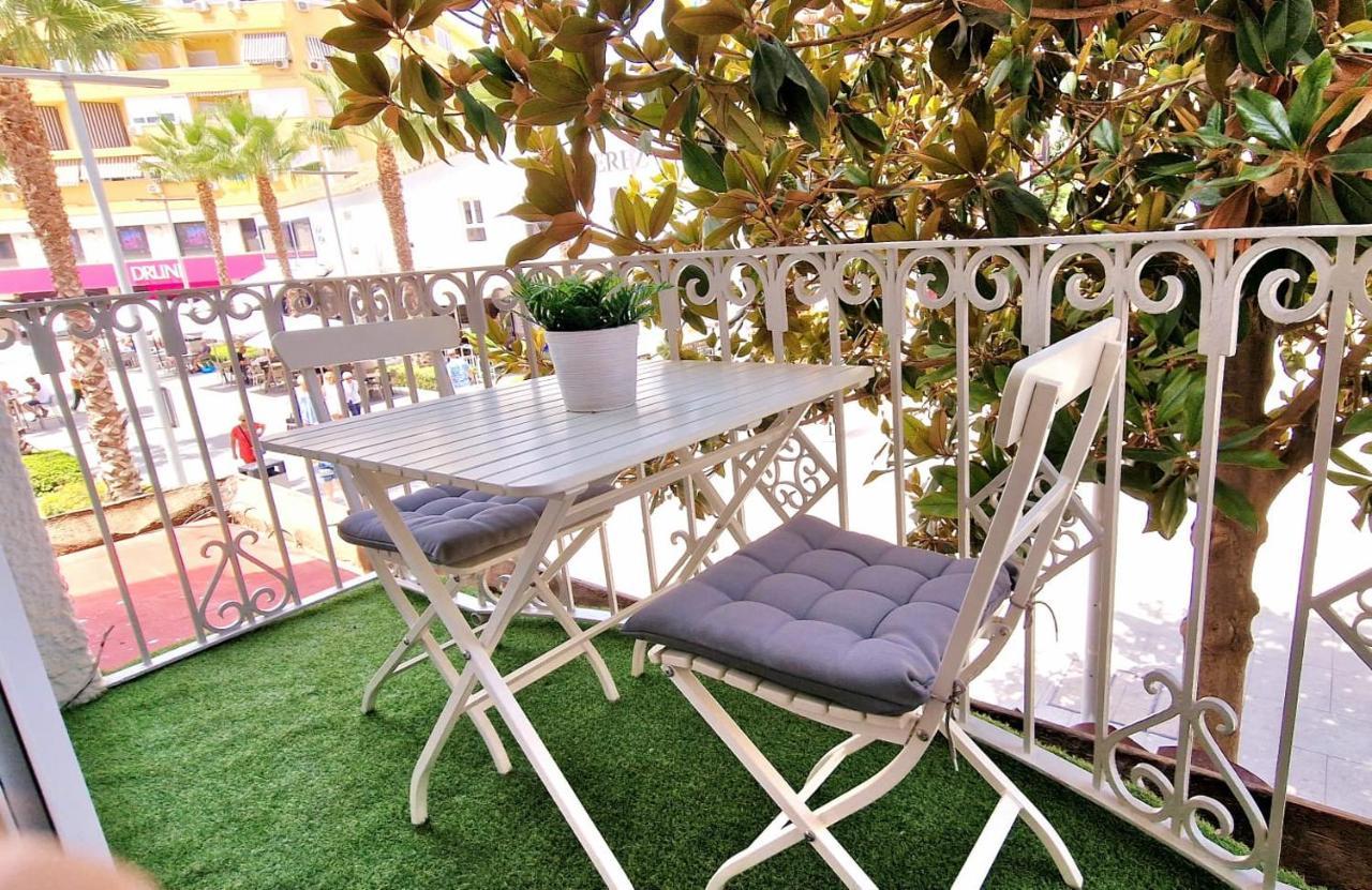 Precioso Apartamento En El Centro De Τορρεμολίνος Εξωτερικό φωτογραφία