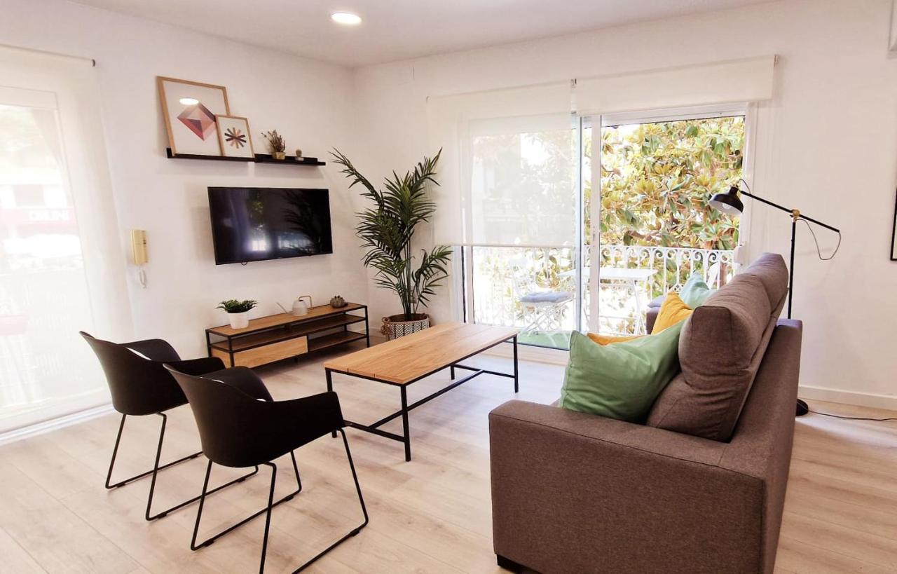 Precioso Apartamento En El Centro De Τορρεμολίνος Εξωτερικό φωτογραφία